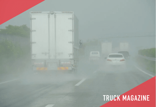 緊急時はどうするべき？トラック運転中に遭遇する地震や水害、竜巻など対応方法とは？