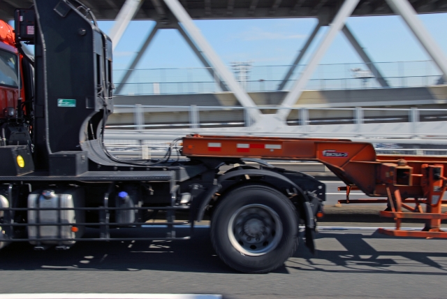 牽引貨物自動車の車両運搬車（キャリアカー、回送車）のボディタイプは？