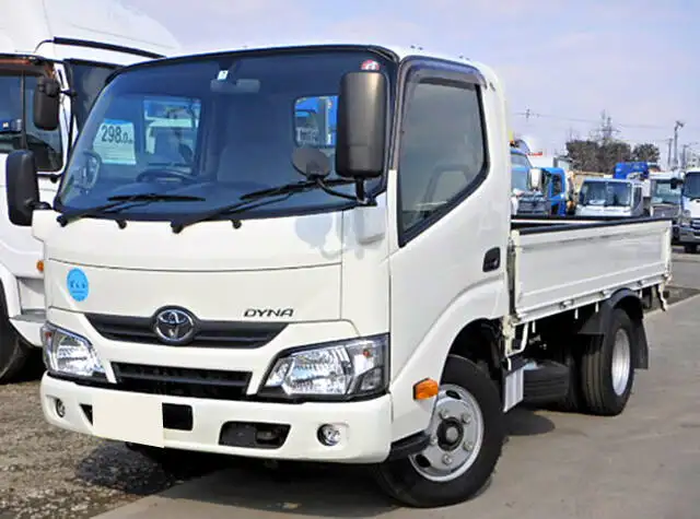 トヨタ ダイナ 小型 平ボディ TKG-XZU605 H28 の中古トラック【車両No.96224】