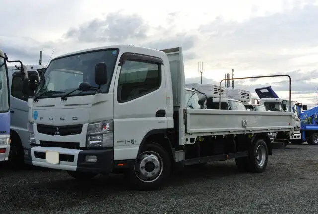 三菱 キャンター 小型 平ボディ TKG-FEB90 H26 の中古トラック【車両No.99822】