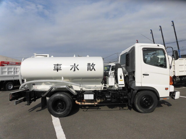 日野 レンジャー 中型/増トン タンク車 散水車 ADG-FC6JCWA｜画像3