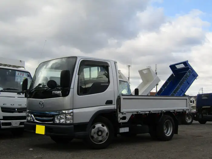 マツダ タイタン 小型 平ボディ KK-WH6HH H15 の中古トラック【車両No.104836】