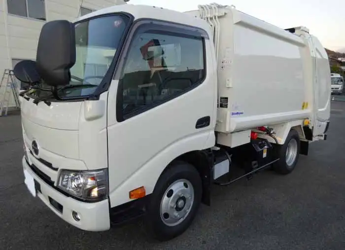日野 デュトロ 小型 パッカー車 プレス式 2RG-XZU605X の中古トラック【車両No.105647】