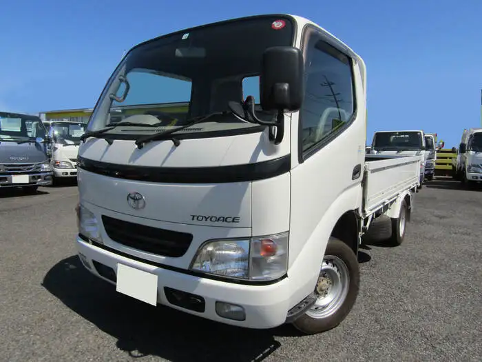 トヨタ トヨエース 小型 平ボディ GE-RZY230 H15 の中古トラック【車両No.107813】
