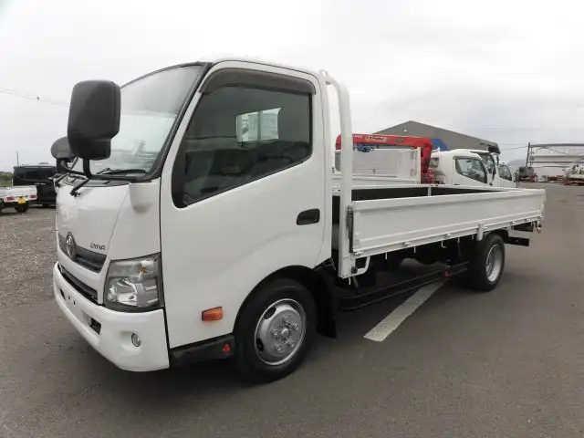 トヨタ ダイナ 小型 平ボディ 床鉄板 TKG-XZU710 の中古トラック【車両No.109305】