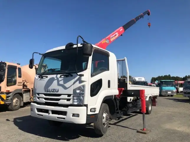 いすゞ フォワード 中型/増トン クレーン付 4段 ラジコン の中古トラック【車両No.109040】