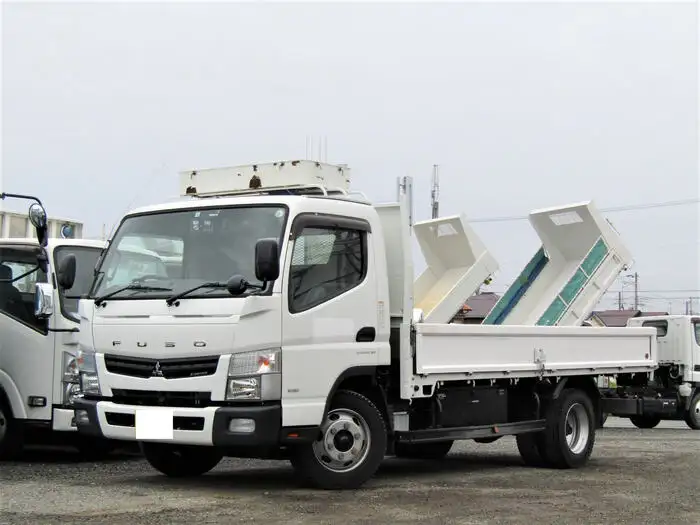 三菱 キャンター 小型 平ボディ TKG-FEB80 H28 の中古トラック【車両No.110963】