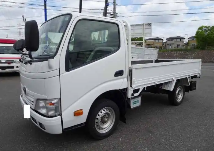 トヨタ ダイナ 小型 平ボディ LDF-KDY281 H26 の中古トラック【車両No.111332】