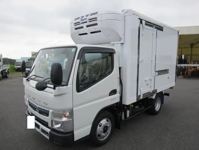 三菱 キャンター 小型 冷凍冷蔵 低温 床ステン の中古トラック【車両No.111670】