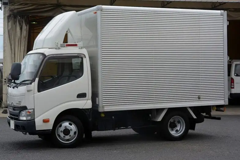 トヨタ トヨエース 小型 アルミバン TKG-XZC675 H27 の中古トラック【車両No.106218】