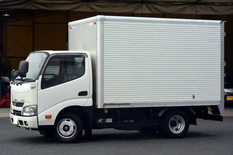 トヨタ ダイナ 小型 アルミバン TKG-XZC605 H26 の中古トラック【車両No.110078】