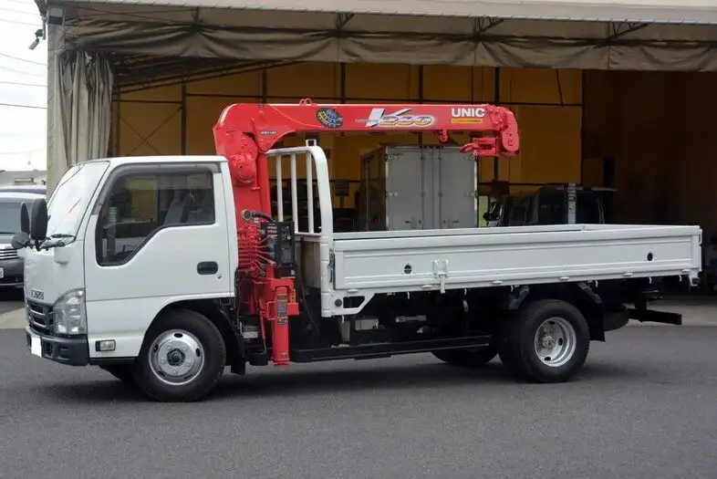 いすゞ エルフ 小型 クレーン付 3段 フックイン の中古トラック【車両No.111931】