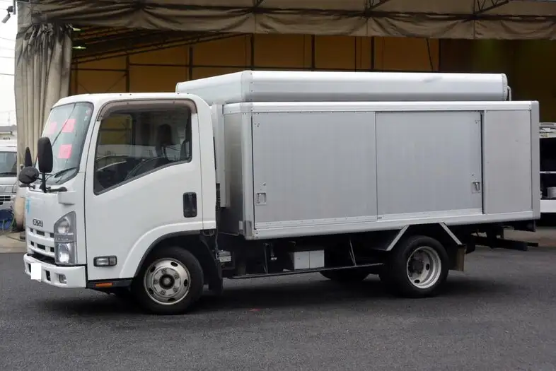 いすゞ エルフ 小型 アルミバン ボトルカー TKG-NLR85N の中古トラック【車両No.111929】