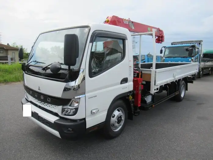三菱 キャンター 小型 クレーン付 4段 ラジコン の中古トラック【車両No.112452】
