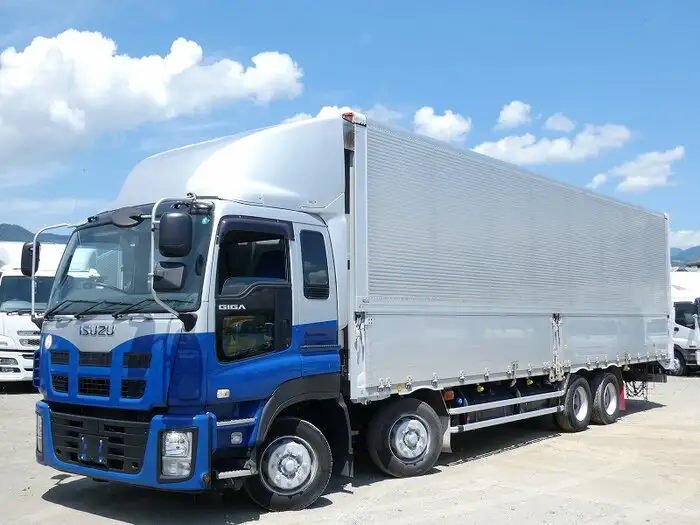 いすゞ ギガ 大型 ウイング ハイルーフ 床鉄板 の中古トラック【車両No.112480】