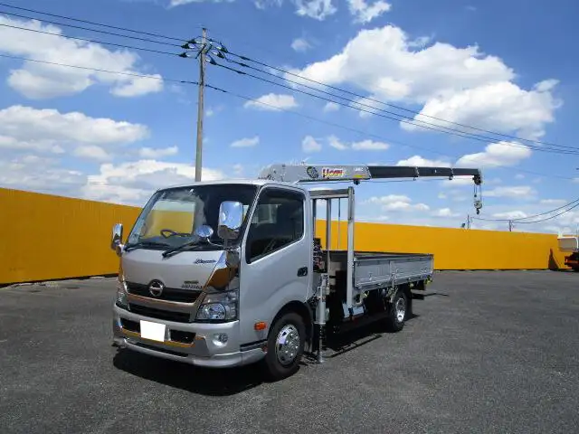 日野 デュトロ 小型 クレーン付 4段 ラジコン の中古トラック【車両No.112744】