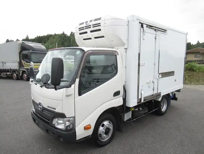 日野 デュトロ 小型 冷凍冷蔵 低温 2室 の中古トラック【車両No.114663】