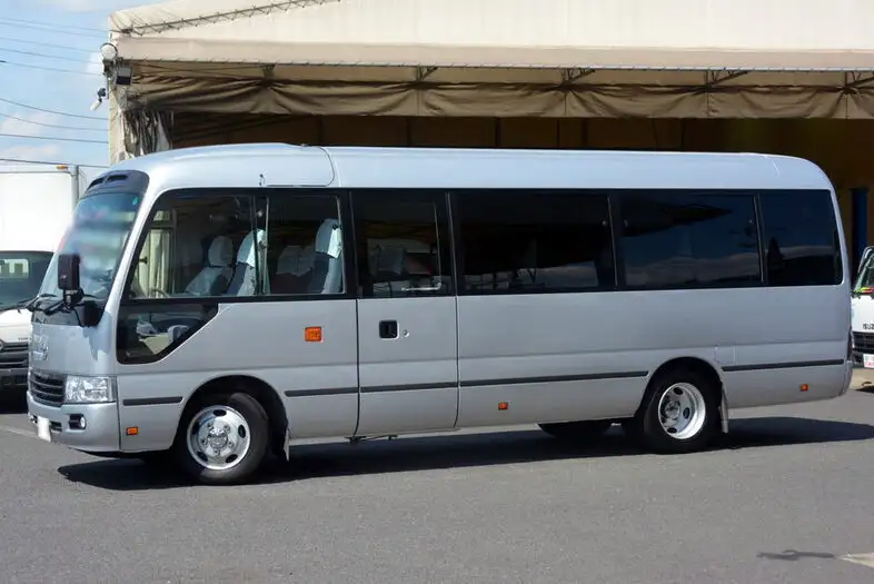 トヨタ コースター 小型 バス マイクロバス SDG-XZB50 の中古トラック【車両No.114938】