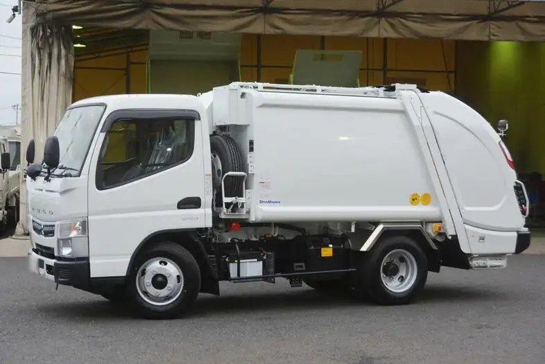 三菱 キャンター 小型 パッカー車 プレス式 2PG-FEAV0 の中古トラック【車両No.115422】