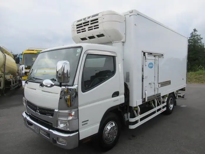 三菱 キャンター 小型 冷凍冷蔵 低温 パワーゲート の中古トラック【車両No.115913】