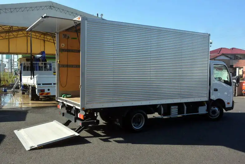 トヨタ ダイナ 小型 アルミバン パワーゲート 2RG-XZU712 の中古トラック【車両No.116197】