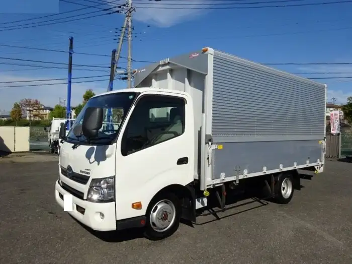日野 デュトロ 小型 ウイング TKG-XZU775M H28 の中古トラック【車両No.116266】
