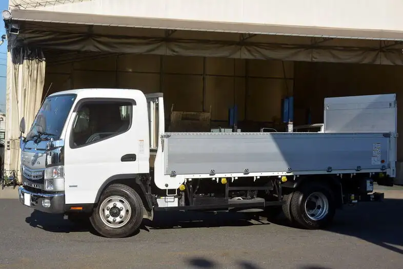 三菱 キャンター 小型 平ボディ パワーゲート 床鉄板 の中古トラック【車両No.116941】