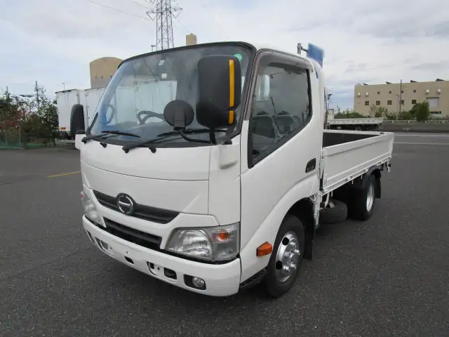日野 デュトロ 小型 平ボディ TKG-XZC605M H27 の中古トラック【車両No.117021】