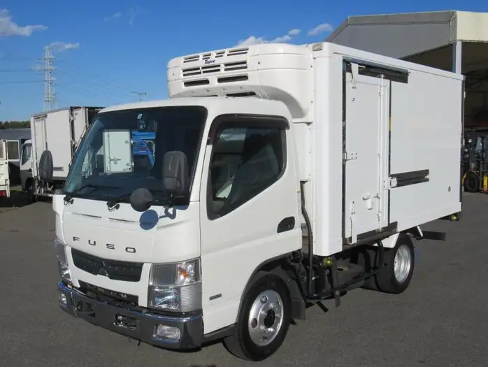 三菱 キャンター 小型 冷凍冷蔵 中温 床アルミ の中古トラック【車両No.117109】