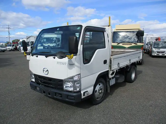 マツダ タイタン 小型 平ボディ TRG-LKR85A H28 の中古トラック【車両No.115860】
