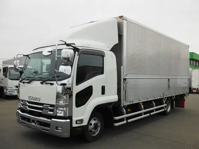 いすゞ フォワード 中型/増トン ウイング エアサス ベッド の中古トラック【車両No.112486】