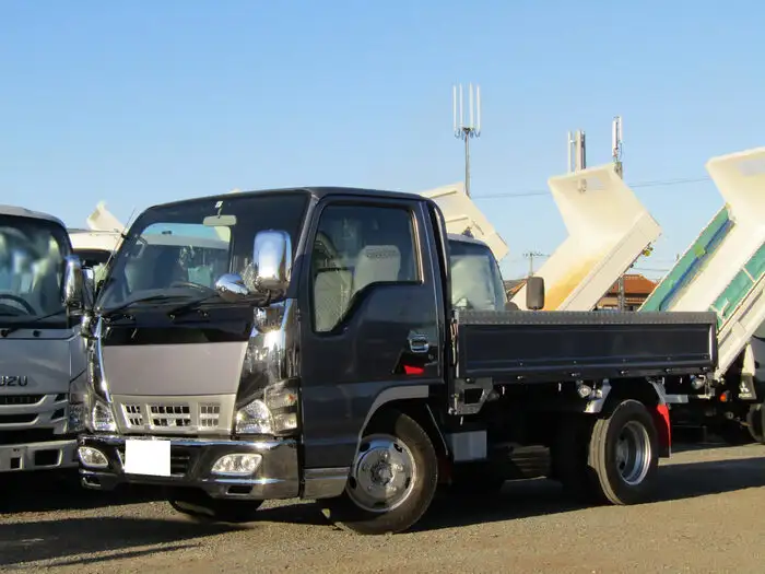 マツダ タイタン 小型 平ボディ 床鉄板 PB-LKR81A の中古トラック【車両No.118586】