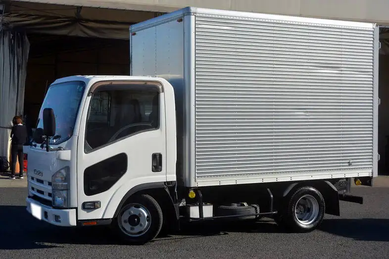 いすゞ エルフ 小型 アルミバン ジョルダー 3枚観音 の中古トラック【車両No.119246】
