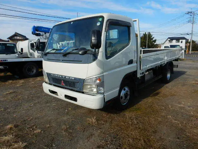 三菱 キャンター 小型 平ボディ PA-FE82DEX H17 の中古トラック【車両No.119428】