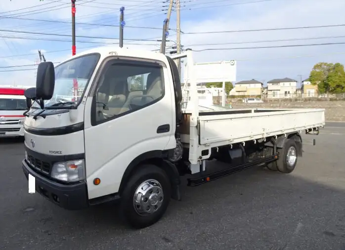 トヨタ トヨエース 小型 平ボディ 床鉄板 PB-XZU423 の中古トラック【車両No.120689】