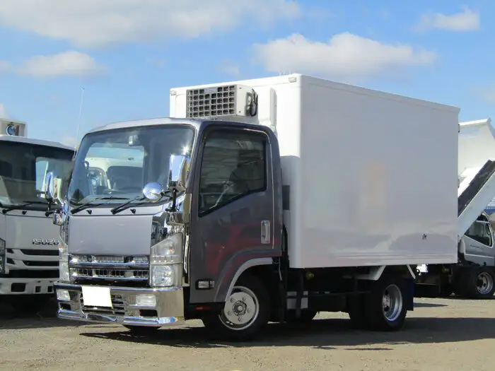 いすゞ エルフ 小型 冷凍冷蔵 低温 キーストン の中古トラック【車両No.120804】