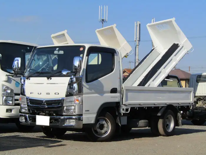 三菱 キャンター 小型 平ボディ カスタム TPG-FBA00 の中古トラック【車両No.121012】