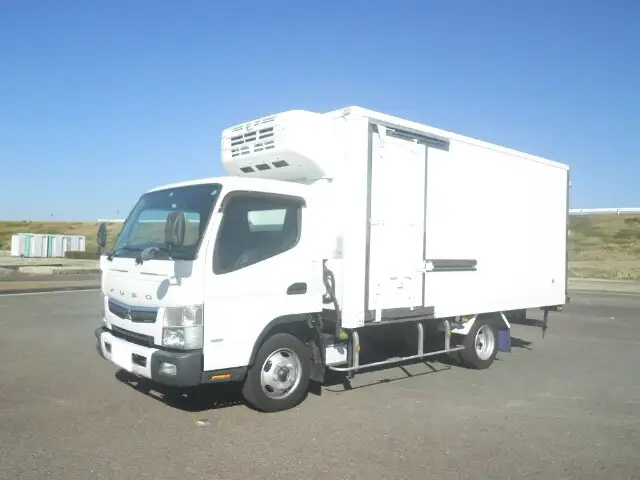 三菱 キャンター 小型 冷凍冷蔵 低温 床アルミ の中古トラック【車両No.121220】