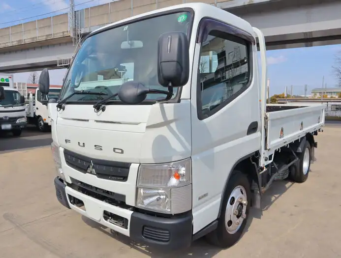 三菱 キャンター 小型 平ボディ TKG-FEA50 H27 の中古トラック【車両No.121807】
