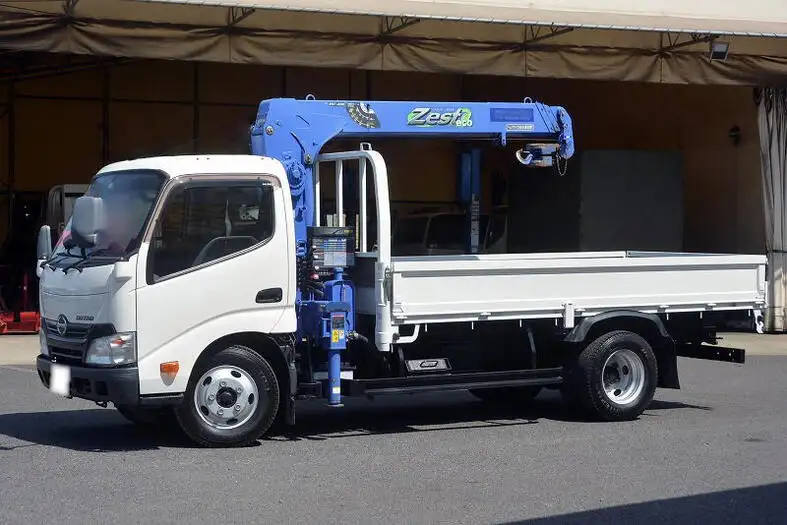 日野 デュトロ 小型 クレーン付 3段 ラジコン の中古トラック【車両No.122260】