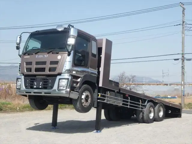 いすゞ ギガ 大型 車両重機運搬 ウインチ ベッド の中古トラック【車両No.122029】