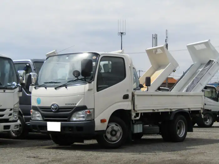 トヨタ トヨエース 小型 平ボディ TKG-XZU605 H27 の中古トラック【車両No.122317】
