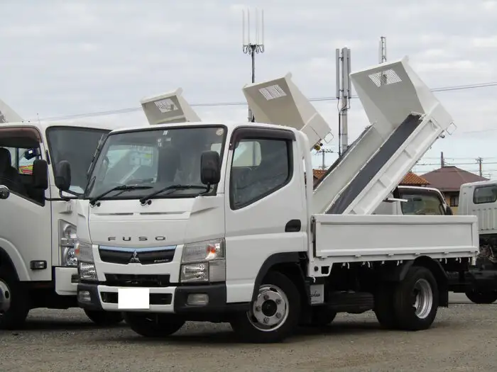 三菱 キャンター 小型 平ボディ TPG-FBA20 H29 の中古トラック【車両No.122978】