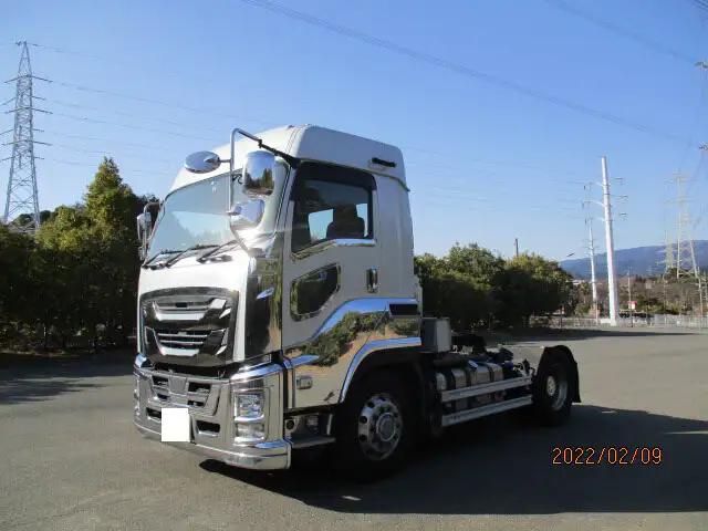 いすゞ ギガ 大型 トラクター ハイルーフ 1デフ の中古トラック【車両No.122971】