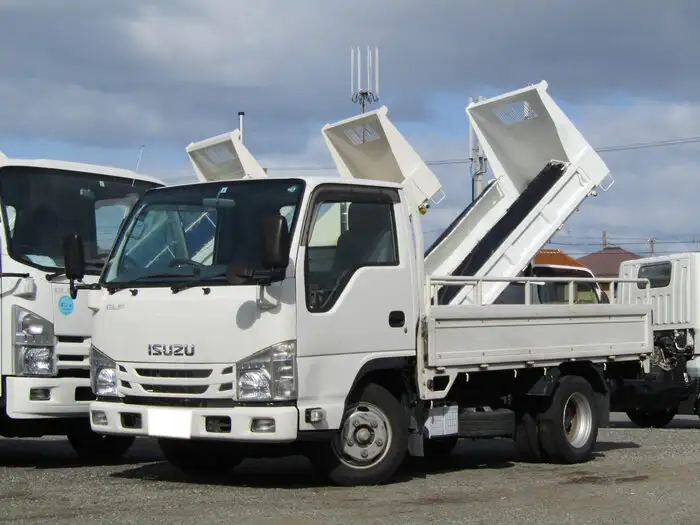 いすゞ エルフ 小型 平ボディ TRG-NJR85A H27 の中古トラック【車両No.123753】
