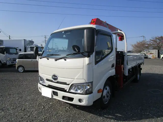 日野 デュトロ 小型 クレーン付 4段 ラジコン の中古トラック【車両No.124478】