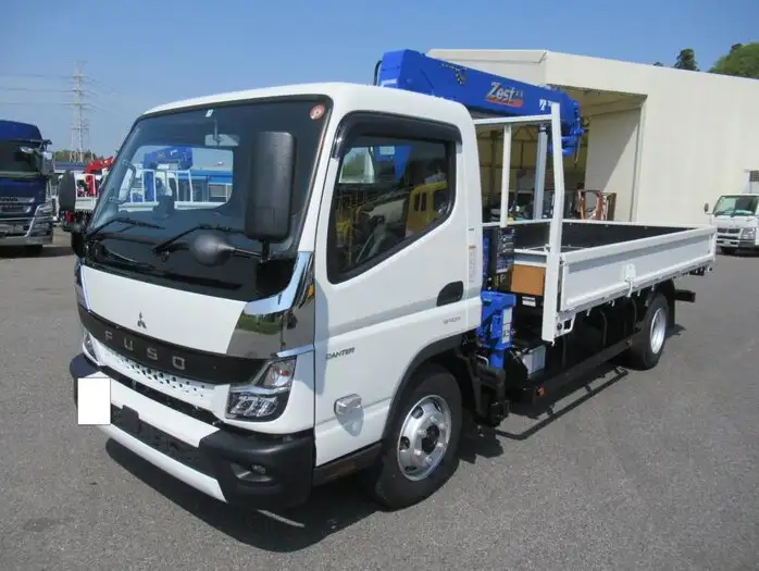 三菱 キャンター 小型 クレーン付 4段 ラジコン の中古トラック【車両No.124585】