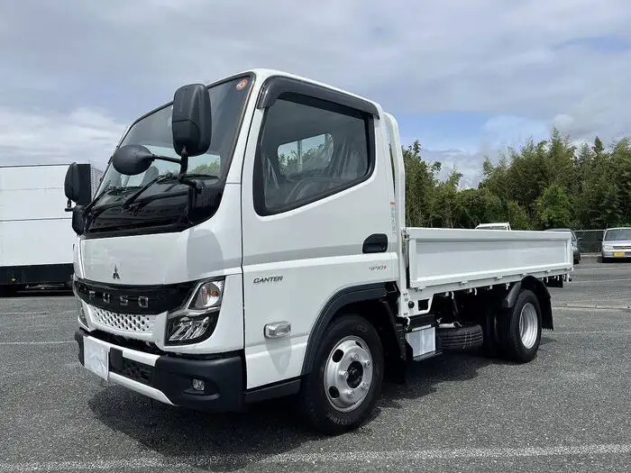 三菱 キャンター 小型 平ボディ 床鉄板 2RG-FBA20 の中古トラック【車両No.124524】