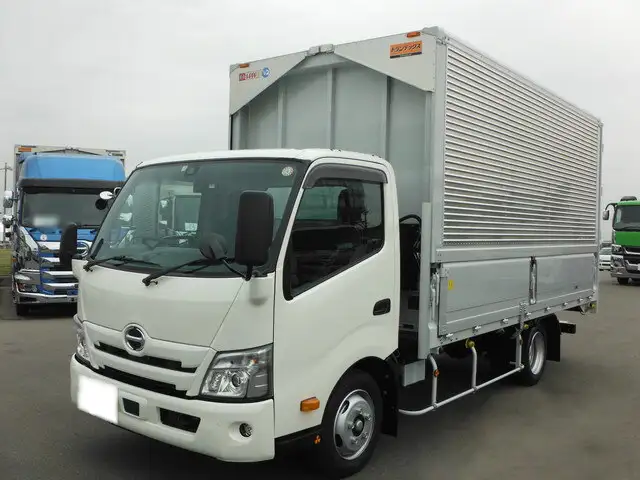 日野 デュトロ 小型 ウイング 2RG-XZU710M R3 の中古トラック【車両No.125484】