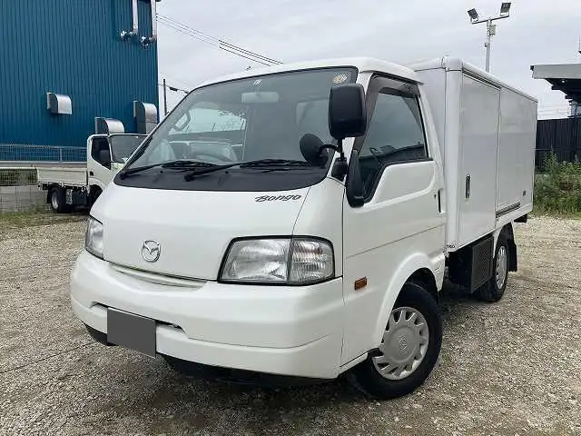 マツダ ボンゴ 小型 冷凍冷蔵 低温 サイドドア の中古トラック【車両No.125990】